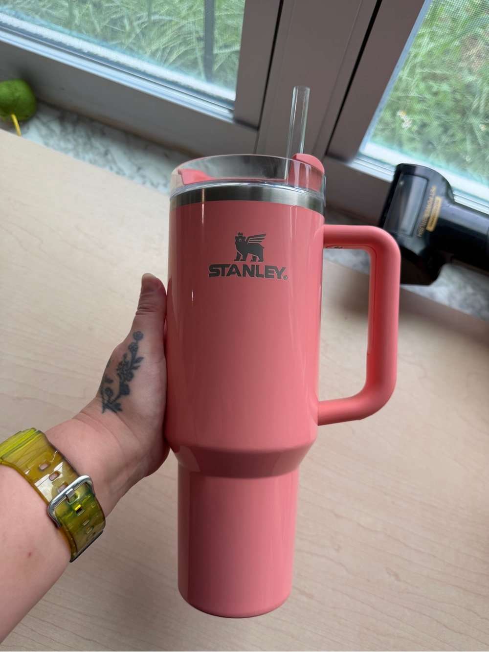 Coral Pink shiny Stanley